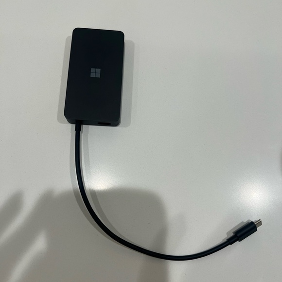 Microsoft Surface Pro 7 - Picture 2 of 4